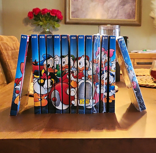 Disney donald duck - donald, daisy