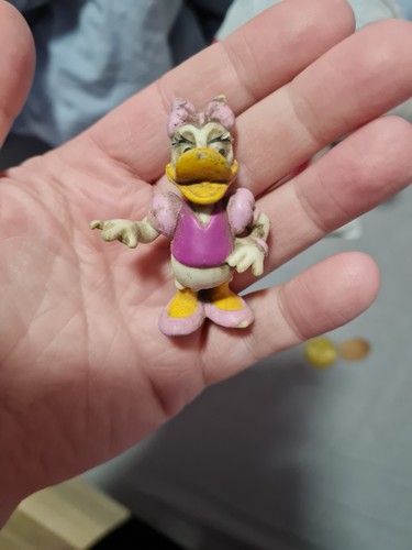 Daisy duck - daisy,